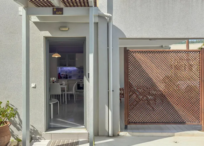 Alisahni Villa & Suite